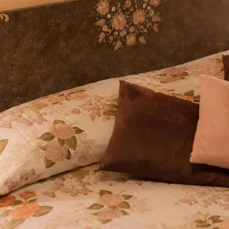 Udine Accommodation * Italy * Short Stays - Villa Elmagos Udine
