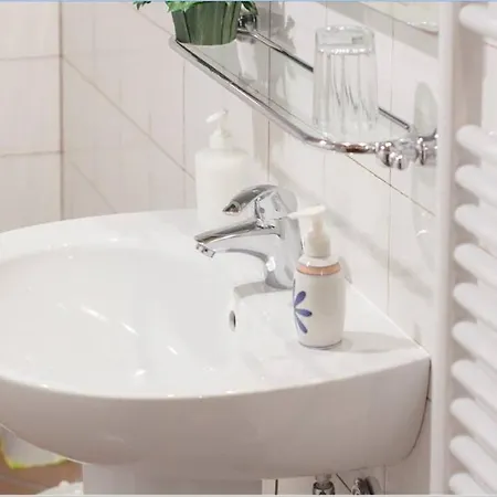 Daire Udine Accommodation * Italy * Short Stays - Villa Elmagos
